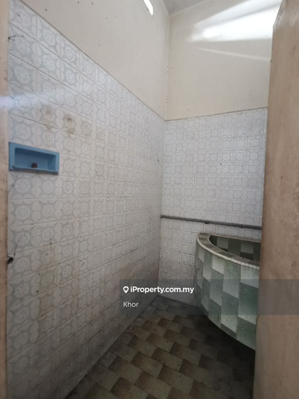 Terraced House for Sale in Reservoir Garden, Ayer Itam by Khor - iProperty.com.my