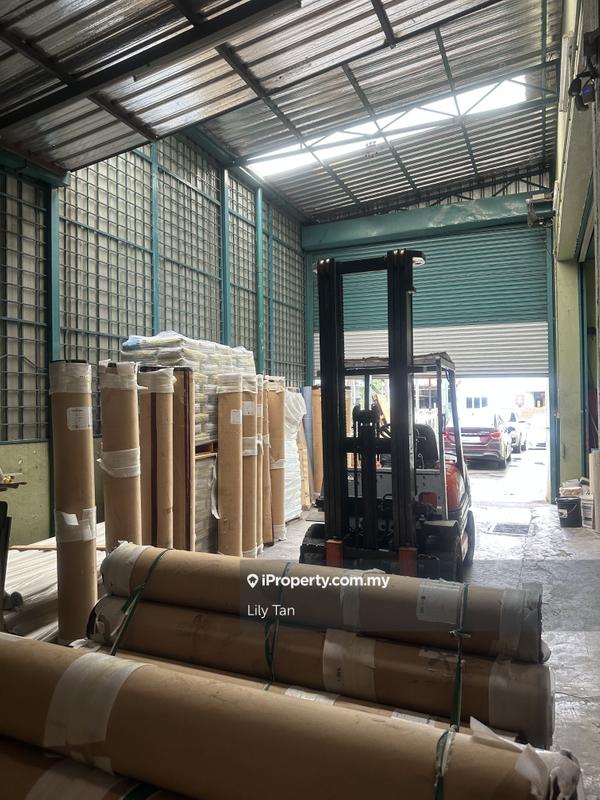 Semi-D Kilang untuk Dijual di Desa Tun Razak, Cheras oleh Lily Tan - iProperty.com.my