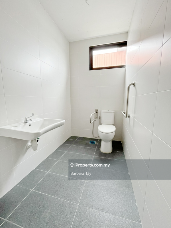 Gudang untuk Disewa di Kuching, Sarawak oleh Barbara Tay - iProperty.com.my