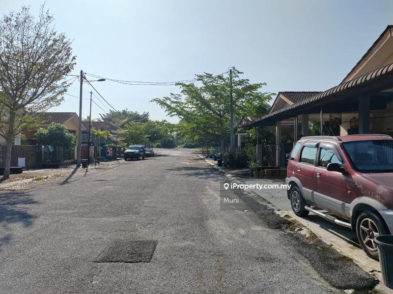 Rumah Berkembar untuk Dijual di Taman Desa Bahagia 11, Jalan Sungai Manik, Teluk Intan oleh Muni - iProperty.com.my