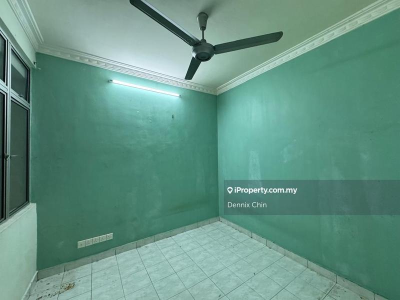 Townhouse for Sale in Taman Lagenda Mas, Cheras by Dennix Chin - iProperty.com.my
