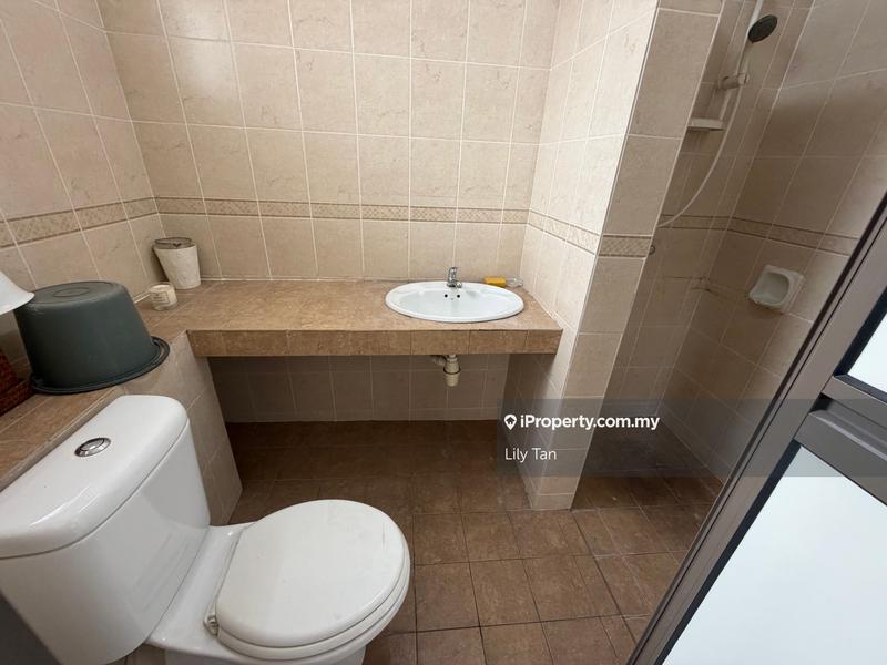 Townhouse for Sale in Taman Lagenda Mas, Cheras by Lily Tan - iProperty.com.my