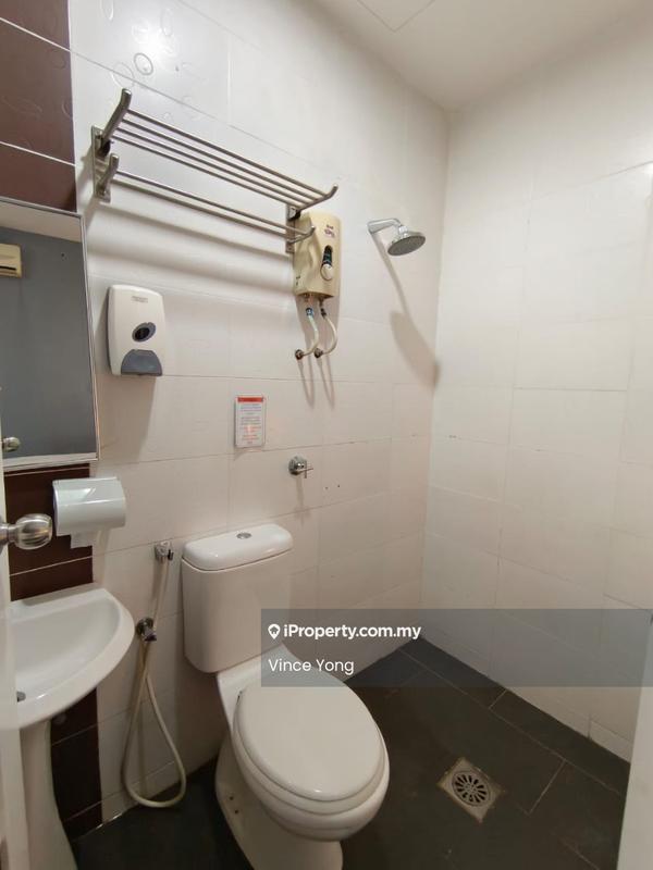 Rumah Berangkai 2 Tingkat untuk Disewa di Kota Damansara, Selangor oleh Vince Yong - Bathroom - iProperty.com.my