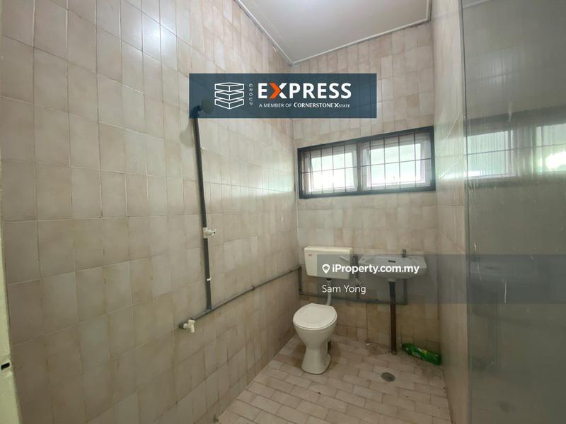 Rumah Berkembar untuk Dijual di Riam, Miri oleh Sam Yong - iProperty.com.my