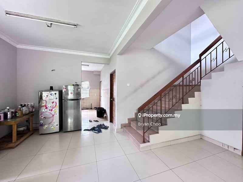 Rumah Berangkai 2 Tingkat untuk Dijual di Puchong Utama (Seksyen 1), Puchong oleh Bryan Choo - iProperty.com.my