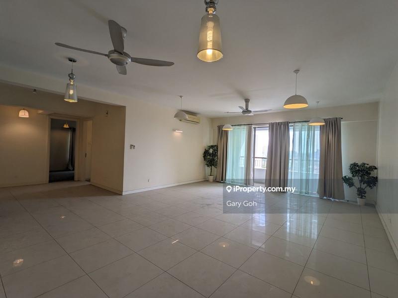 For Sale - Ara Hill Condominium