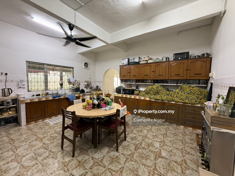 Bungalow House for Sale in Seksyen 6, Petaling Jaya by Clemence Ngew - iProperty.com.my