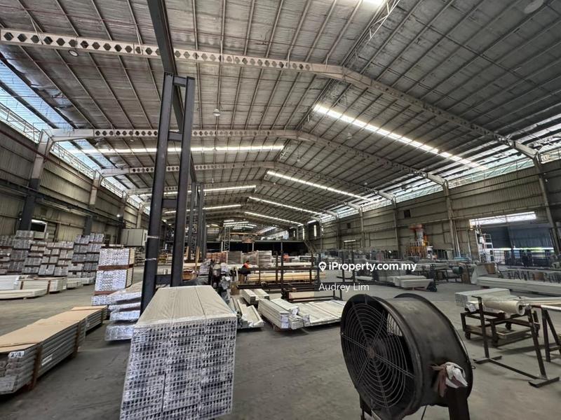 For Sale - Big Detached Factory & Warehouse For Sales at Semenyih Industrial Park