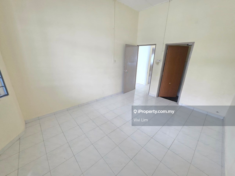1-storey Terraced House for Sale in Taman Sri Kluang, Kluang by Vivi Lim - iProperty.com.my