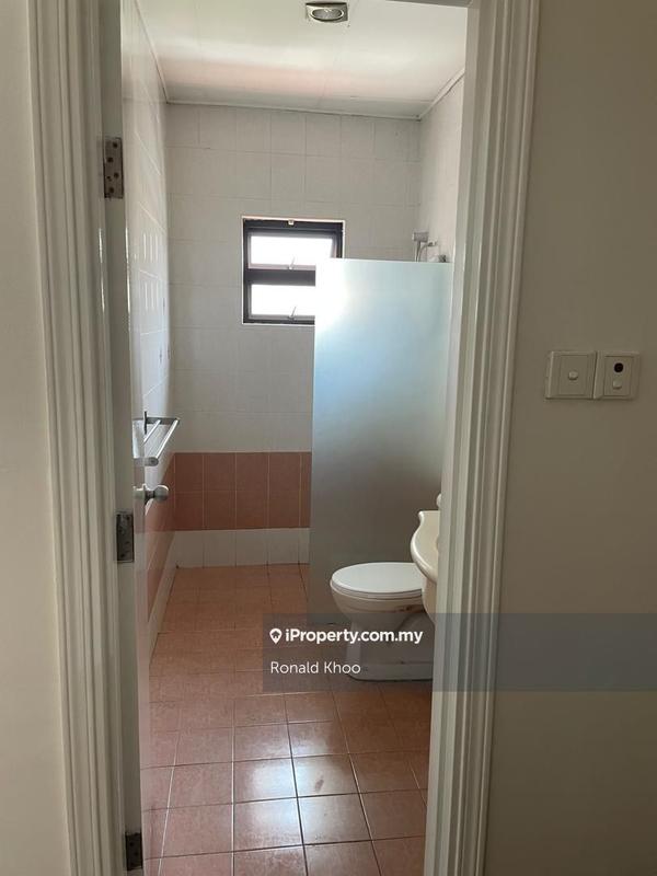 Townhouse for Sale in Sunway Damansara, Kota Damansara by Ronald Khoo - iProperty.com.my