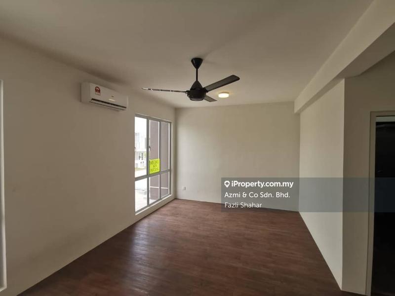 Rumah Berangkai 2 Tingkat untuk Dijual di Cybersouth, Casa View, Casa Green, Casa Woods, Cyberjaya oleh Fazli Shahar - iProperty.com.my