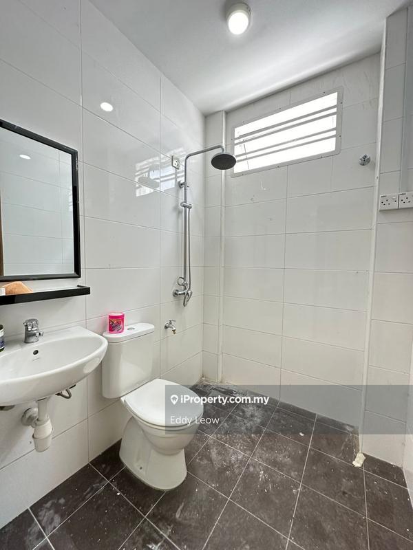 Rumah Berkembar untuk Dijual di Taman Limbongan Indah, Melaka City oleh Eddy Leow - iProperty.com.my