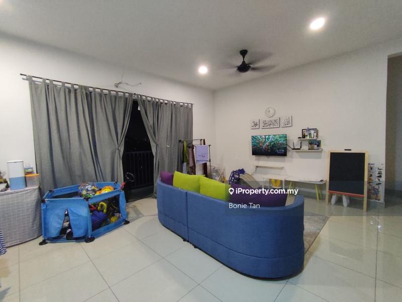 For Sale - Green Park Residence