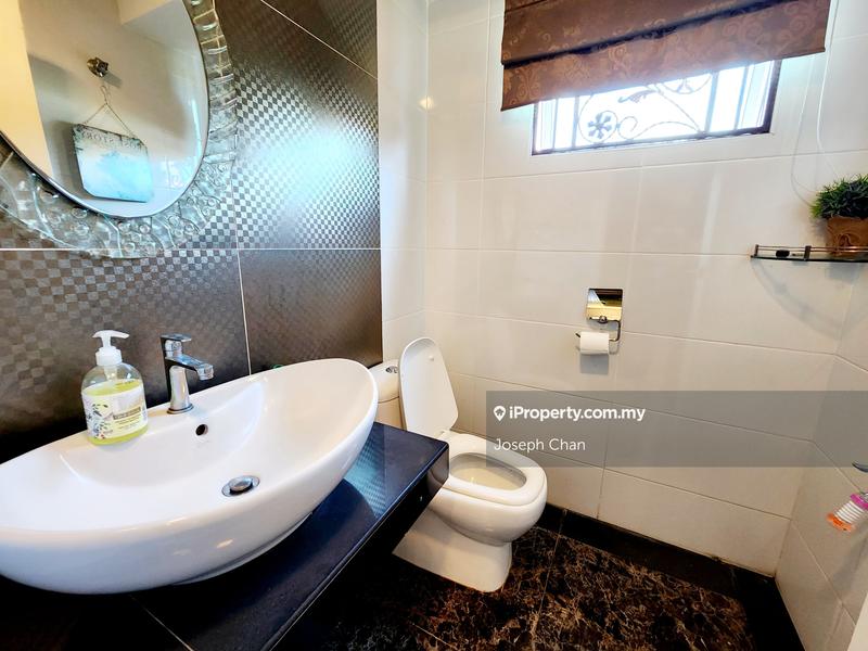 Bungalow House for Sale in Seksyen 7, Shah Alam by Joseph Chan - iProperty.com.my