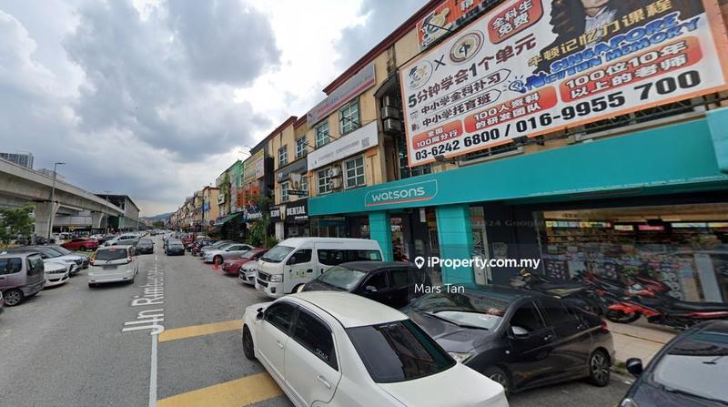 For Rent - 【3 Storey Shop Face Mainroad】Laman Rimbunan , Kepong
