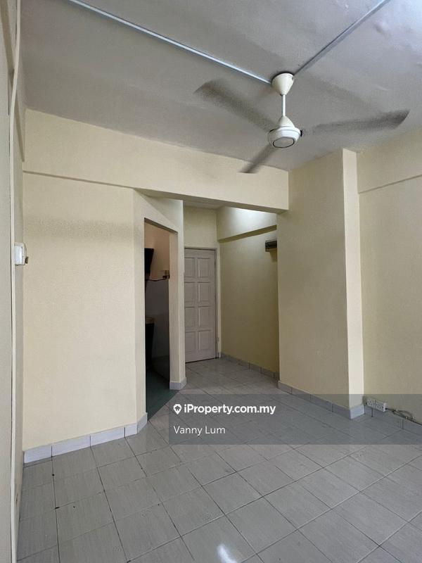 Service Residence for Sale in Serdang Skyvillas (Serdang Perdana) by Vanny Lum - iProperty.com.my