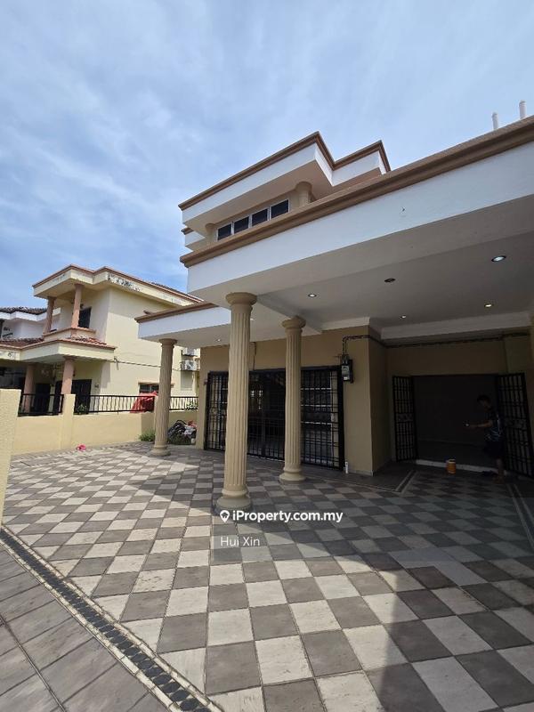 Rumah Berkembar untuk Dijual di Taman Saujana, Klang oleh Hui Xin - iProperty.com.my