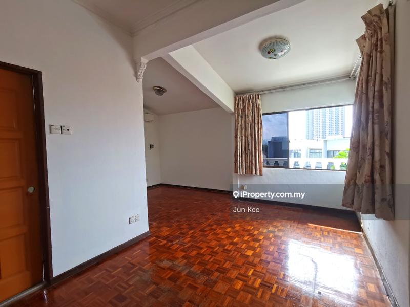 Banglo untuk Dijual di Taman Danau Desa, Taman Desa oleh Jun Kee - iProperty.com.my