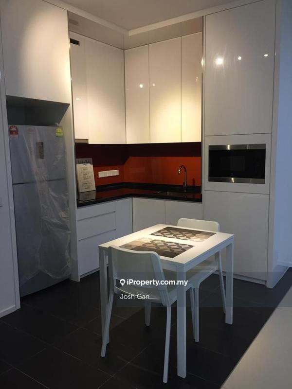 For Rent - Arcoris SOHO