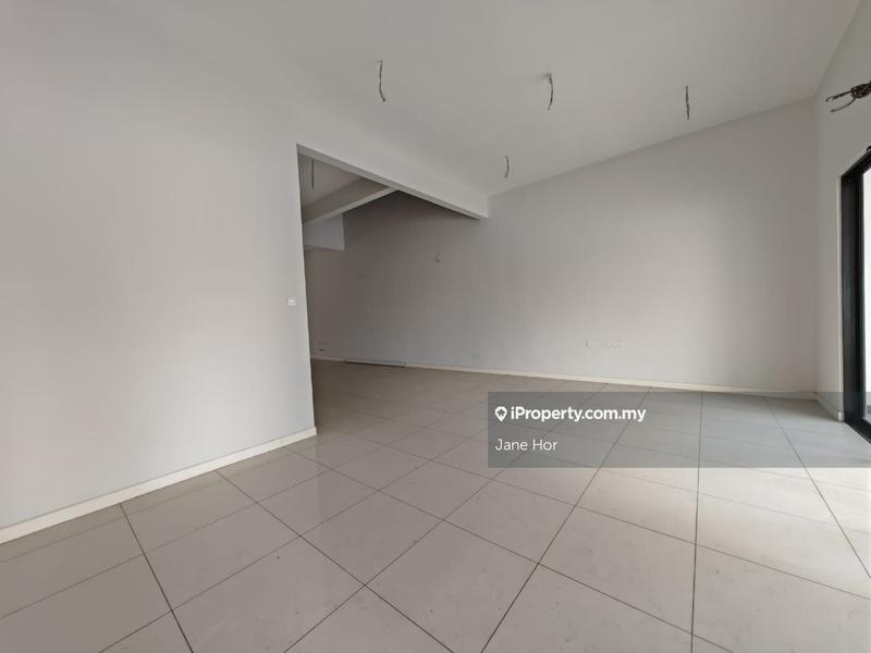 Rumah Berangkai 3 Tingkat untuk Dijual di 16 Sierra, Puchong oleh Jane Hor - iProperty.com.my