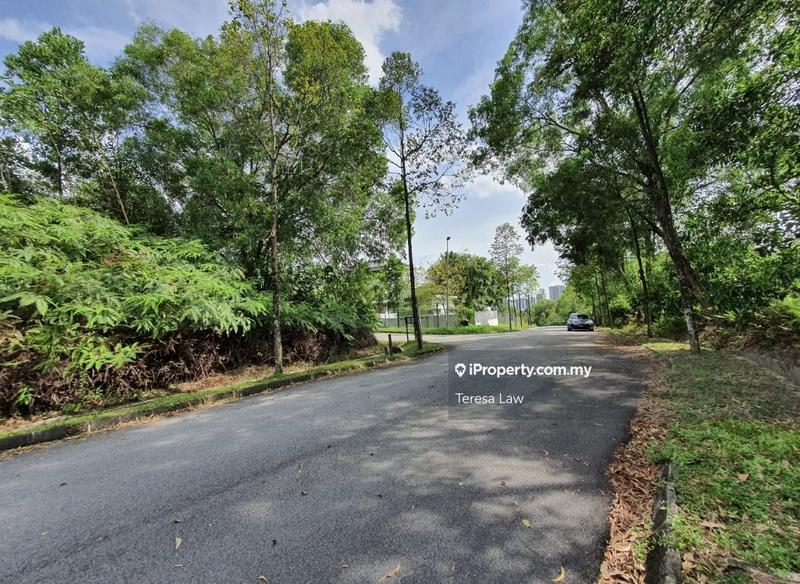 Tanah Banglo untuk Dijual di Bandar Putra Permai, Seri Kembangan oleh Teresa Law - iProperty.com.my