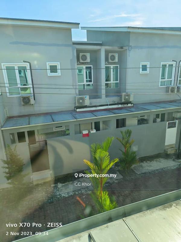 Rumah Berangkai 2 Tingkat untuk Dijual di Kg Laut, Kuala Terengganu oleh CC Khor - iProperty.com.my