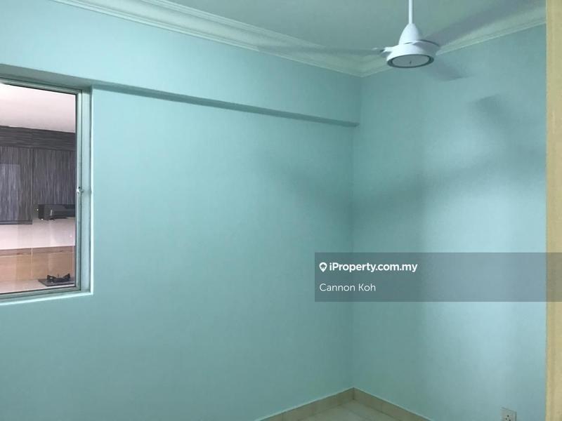 Condominium for Sale in Koi Tropika by Cannon Koh - iProperty.com.my