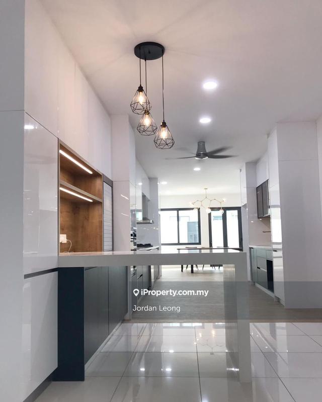 Rumah Berangkai 2 Tingkat untuk Dijual di Seksyen U1, Glenmarie oleh Jordan Leong - iProperty.com.my