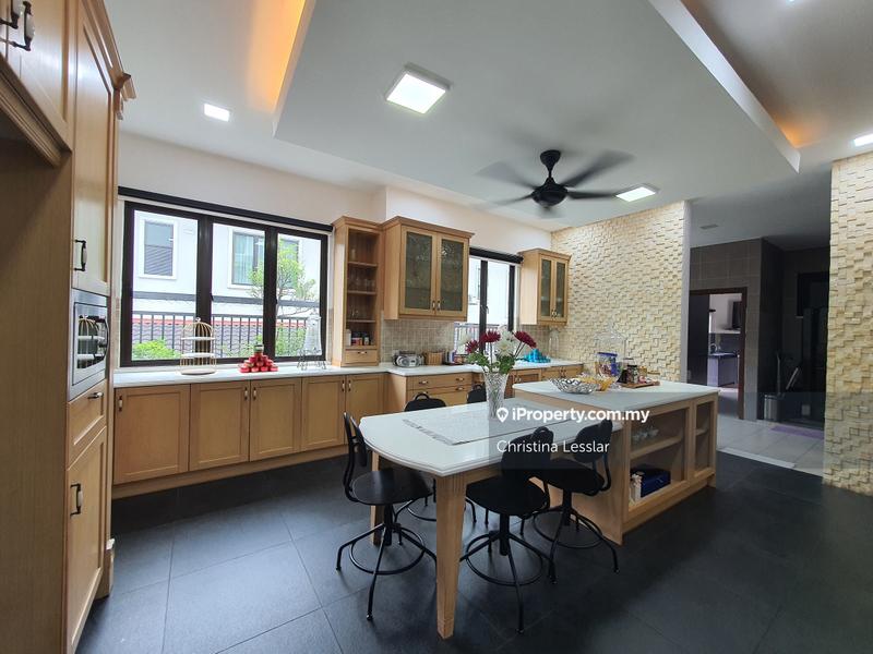 Bungalow House for Sale in Seksyen 13, Shah Alam by Christina Lesslar - iProperty.com.my