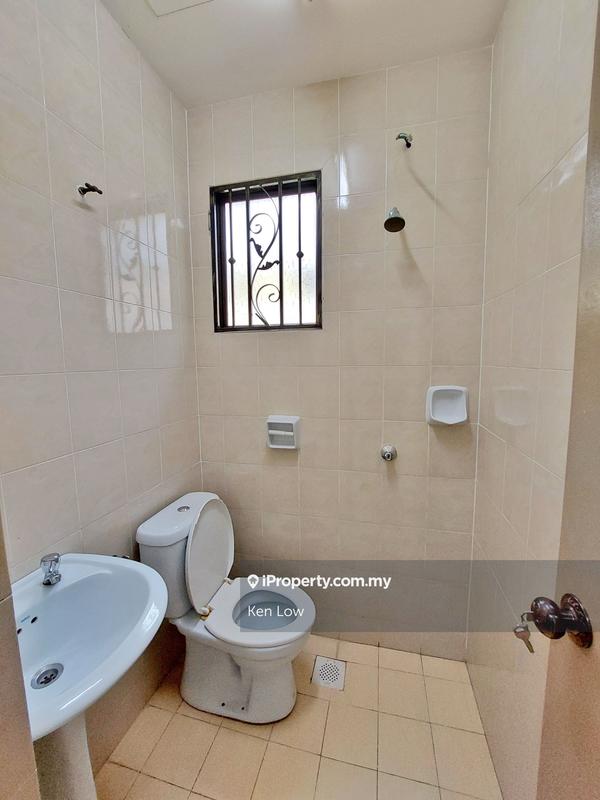 Rumah Berangkai 2.5 Tingkat untuk Dijual di 2.5 Sty 22x80, Taman Bukit, MRT Kajang, Kajang oleh Ken Low - iProperty.com.my