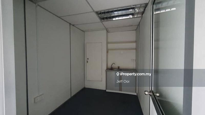 For Sale - sunny point complex batu uban