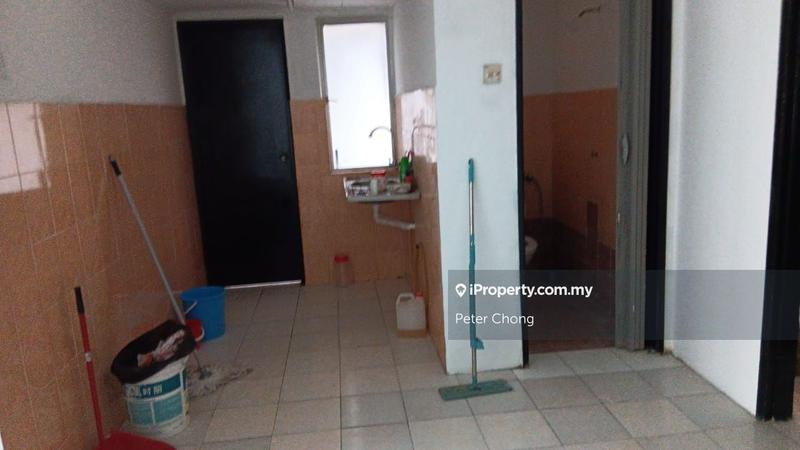 Apartment for Sale in Puncak Desa Apartment by Peter Chong - iProperty.com.my
