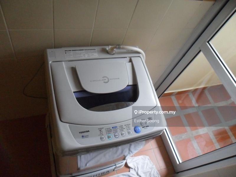 Condominium for Sale in Perdana Exclusive by Esther Soong - iProperty.com.my