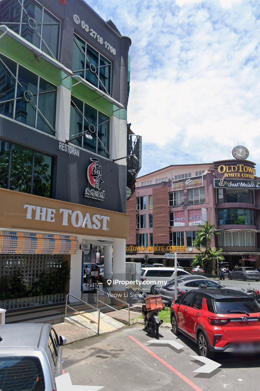 For Rent - Bandar Puteri Puchong 2nd Floor With LIFT