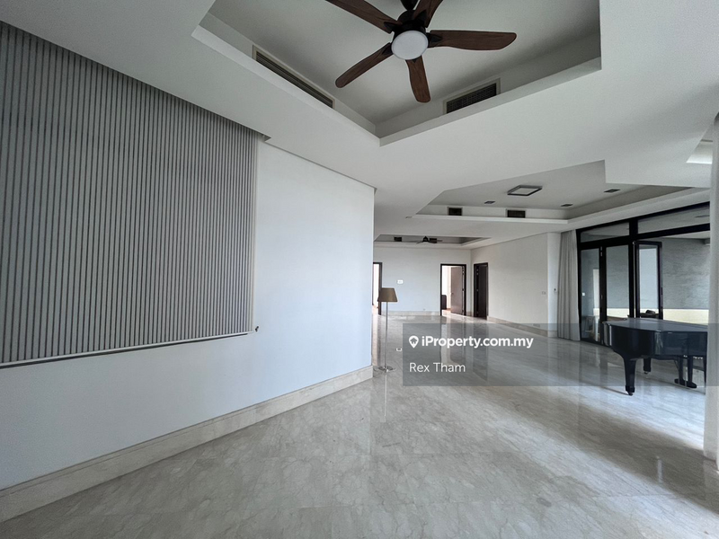 For Sale - Gallery @ U-Thant