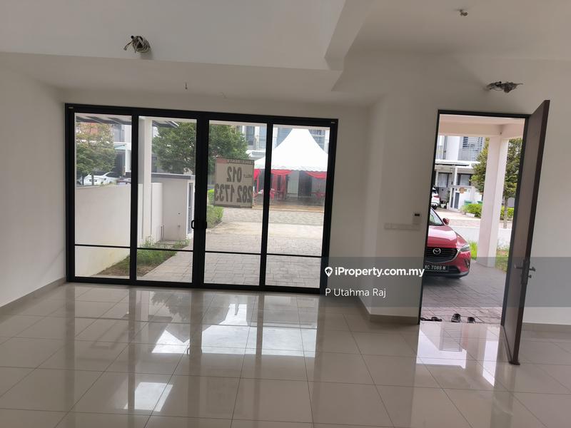 3-storey Terraced House for Sale in Telok Panglima Garang, Selangor by P Utahma Raj - iProperty.com.my