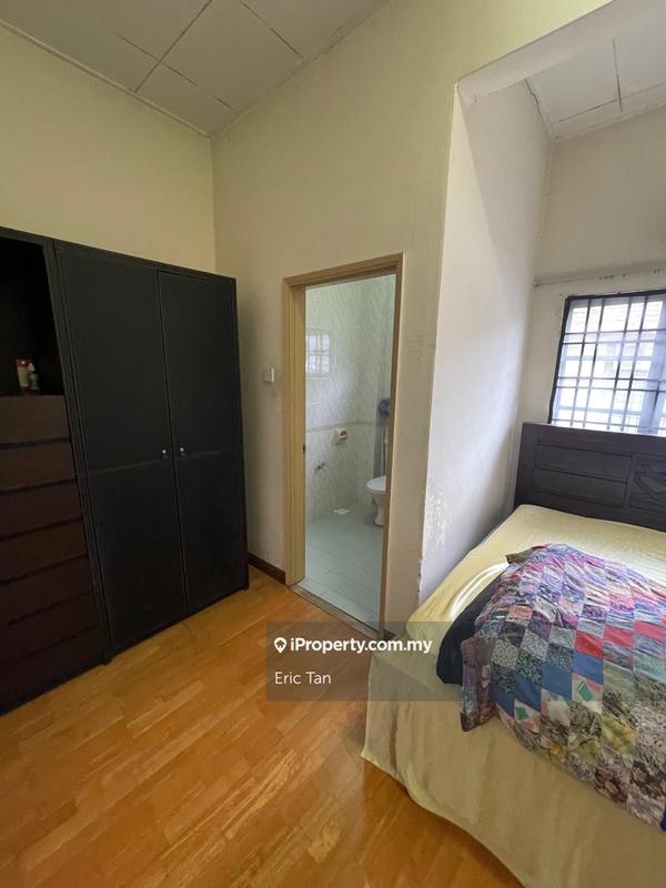 Rumah Berangkai 2 Tingkat untuk Dijual di Bukit Jelutong, Shah Alam oleh Eric Tan - iProperty.com.my