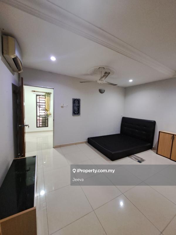 Rumah Berkembar untuk Dijual di Seremban 2, Seremban oleh Jeeva - iProperty.com.my