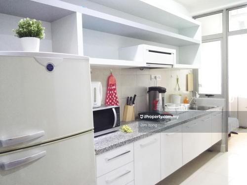 For Rent - Shaftsbury Residence