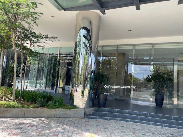 For Sale - TAMAN DESA, KUALA LUMPUR ENBLOC CORPORATE OFFICE TOWER.