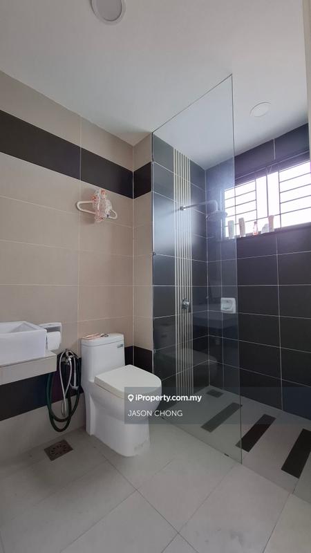 Rumah Berangkai 2 Tingkat untuk Dijual di LakeClub Parkhome, Rawang oleh JASON CHONG - iProperty.com.my