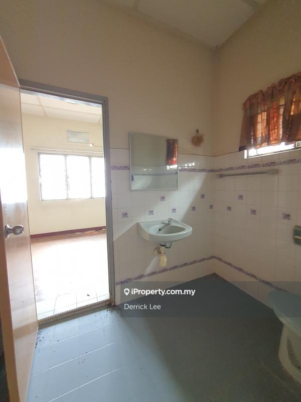 Semi-Detached House for Sale in Usj 5, Subang Jaya by Derrick Lee - iProperty.com.my