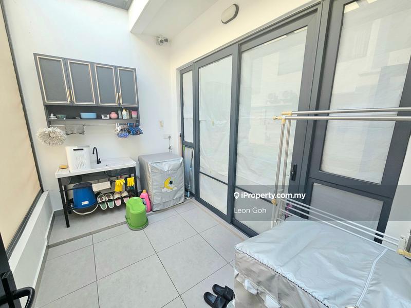 Terraced House for Sale in Twentyfive7, Tanjong Duabelas by Leon Goh - iProperty.com.my