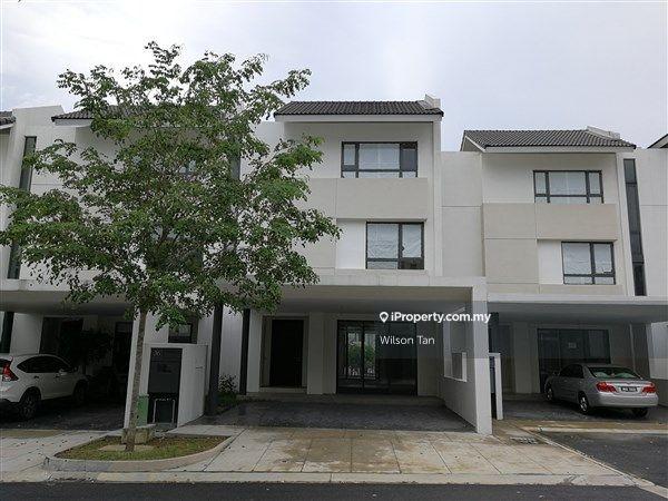 3-storey Terraced House for Sale in Tamansari, Amaryllis, Rawang by Wilson Tan - iProperty.com.my