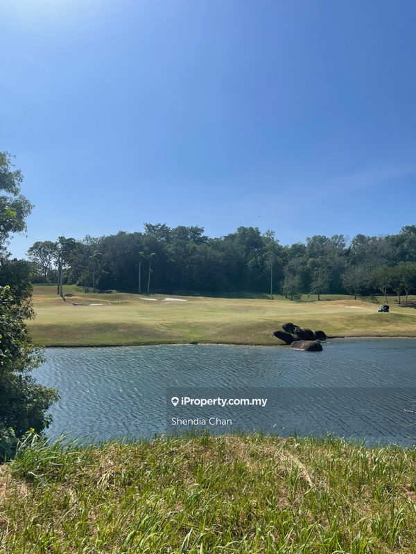 Banglo Tanah untuk Dijual di A' Famosa Golf Resort, Alor Gajah oleh Shendia Chan - iProperty.com.my
