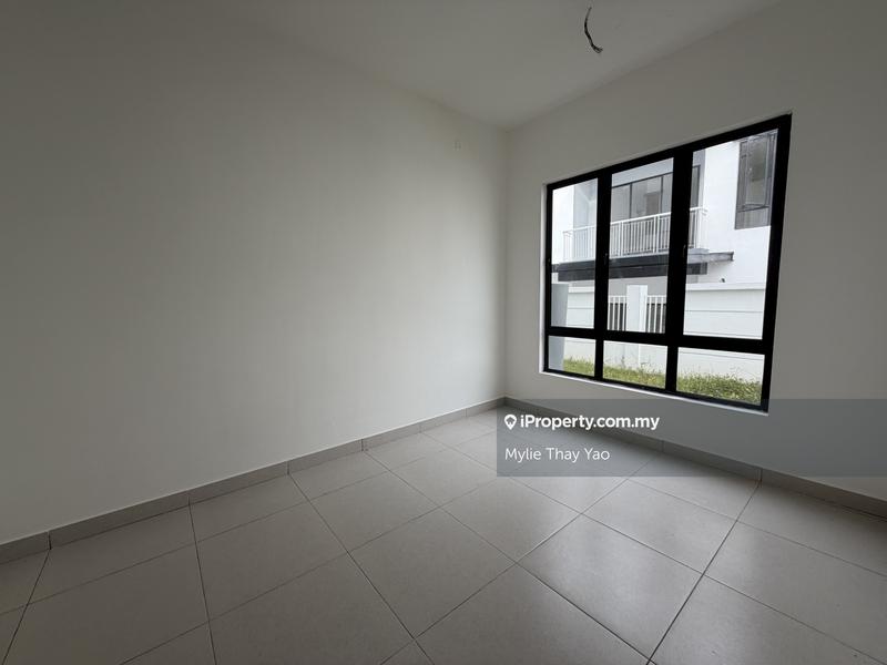 Semi-Detached House for Sale in 4qt5e, Seremban 2 by Mylie Thay Yao - iProperty.com.my