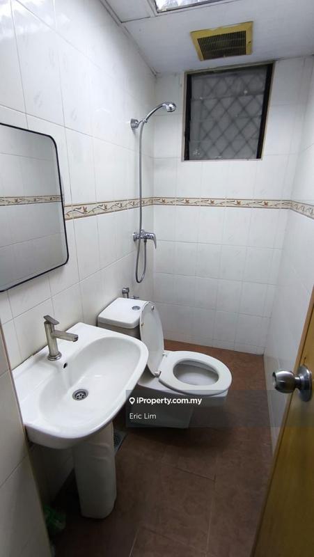 Rumah Berangkai 2 Tingkat untuk Disewa di Damansara Jaya, Petaling Jaya oleh Eric Lim - iProperty.com.my