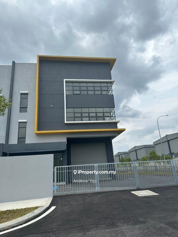 Kilang Berkembar untuk Dijual di SERI PUTRA, BUKIT MAHKOTA, KUALA KLAWANG, LENGGENG, Nilai oleh Andrew Yap - iProperty.com.my