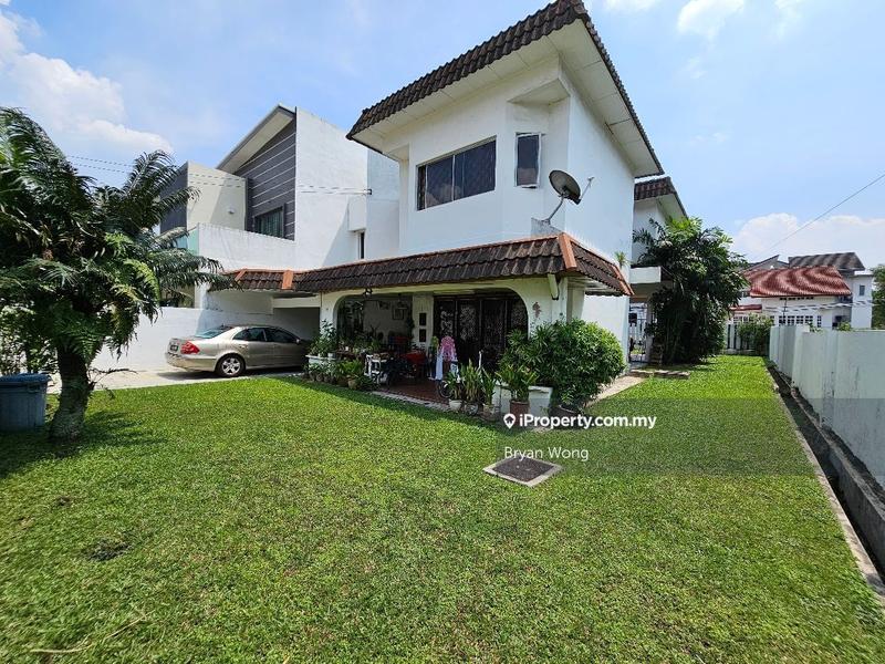 Semi-Detached House for Sale in Damansara Jaya, Petaling Jaya by Bryan Wong - iProperty.com.my