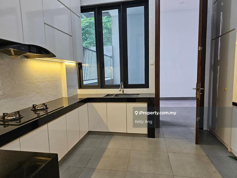 Banglo untuk Dijual di KL City Centre, Kuala Lumpur oleh Kelly Ang - iProperty.com.my